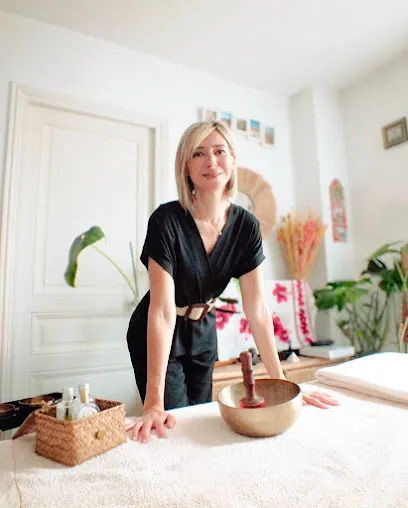 Image de Stéphanie Ducloup - Massage du visage Kobido - Drainage lymphatique